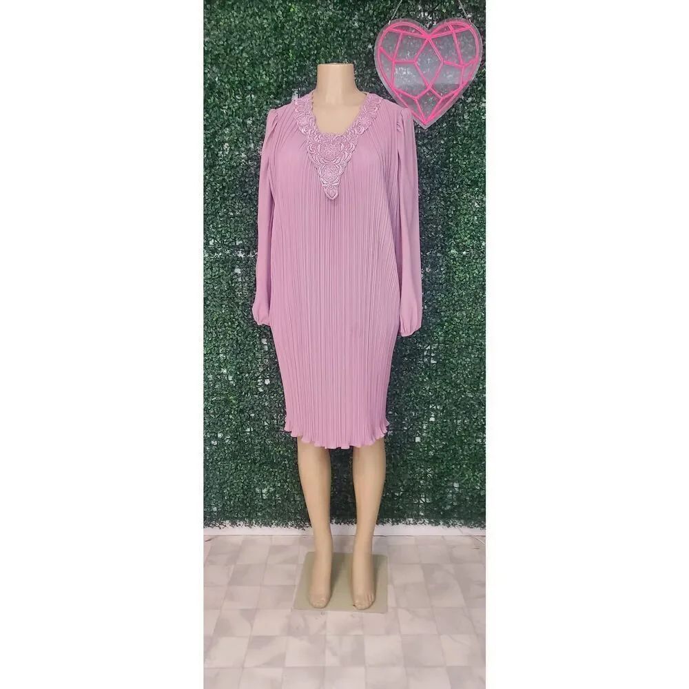 Vintage pleated dress